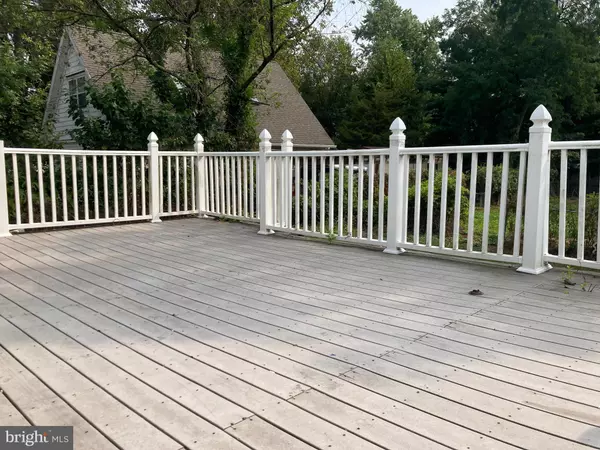 Delran, NJ 08075,41 S BRIDGEBORO ST