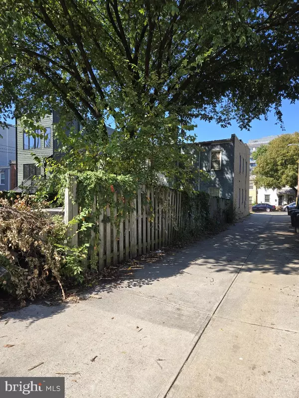 Washington, DC 20002,777 18TH ST NE