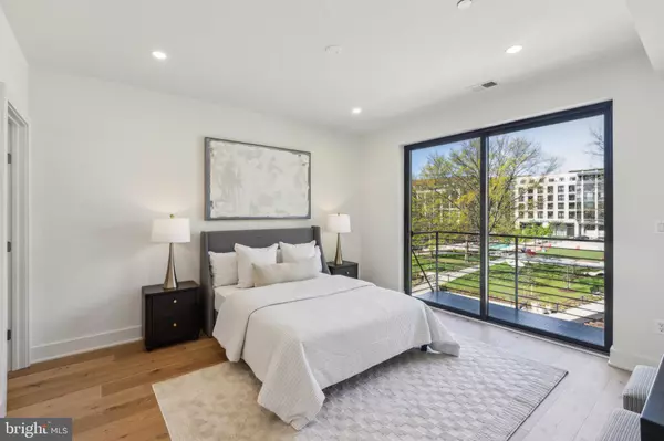 Washington, DC 20012,7125 GEORGIA AVENUE NW #8