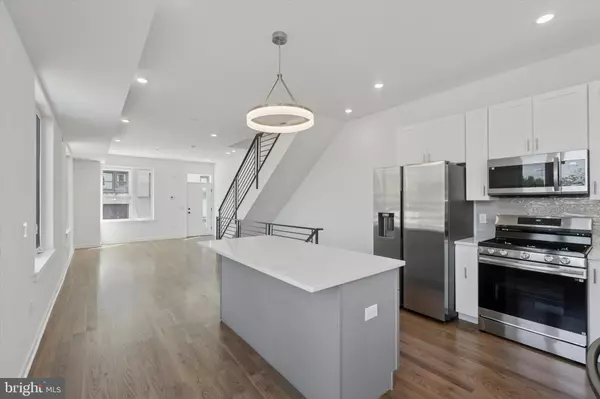 Philadelphia, PA 19146,1500 S 30TH ST