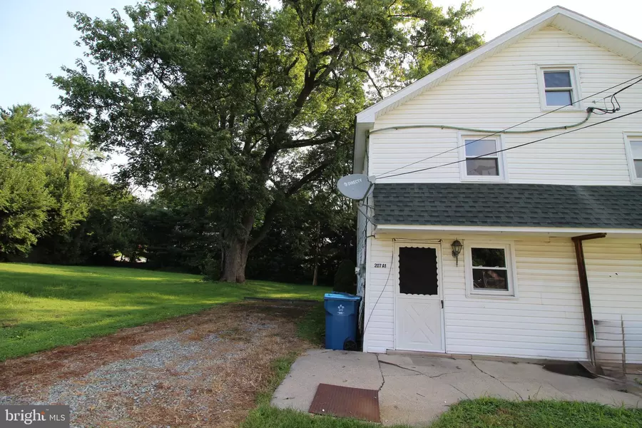 207-A COCHRAN ST, Cochranville, PA 19330