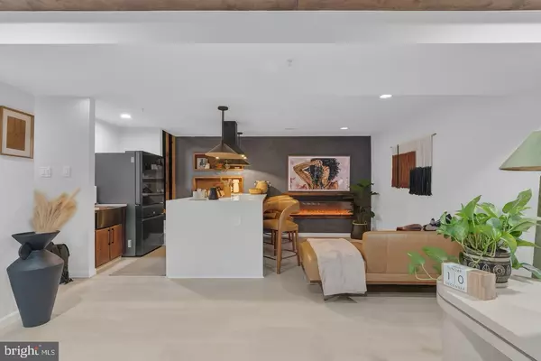 Hyattsville, MD 20785,6714 ASSET DR