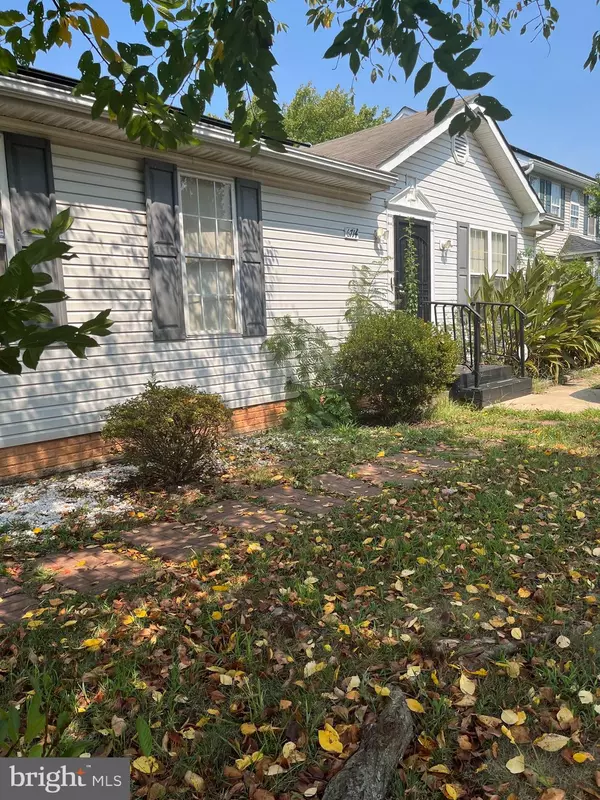 6714 ASSET DR, Hyattsville, MD 20785