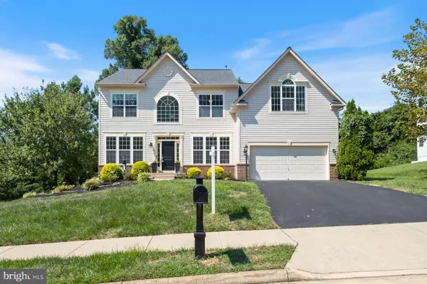 3318 BARNETTS CROSSING PL,  Triangle,  VA 22172
