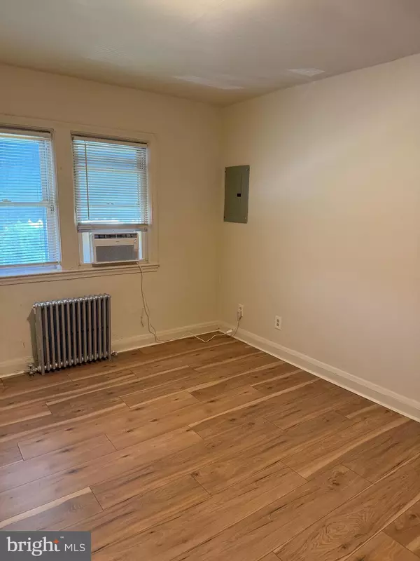 Baltimore, MD 21213,1504 N ELLWOOD AVE #2