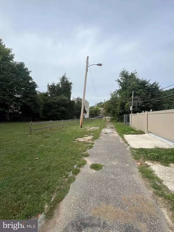 Philadelphia, PA 19104,724 N WIOTA ST