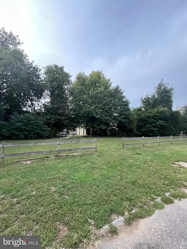 724 N WIOTA ST, Philadelphia, PA 19104
