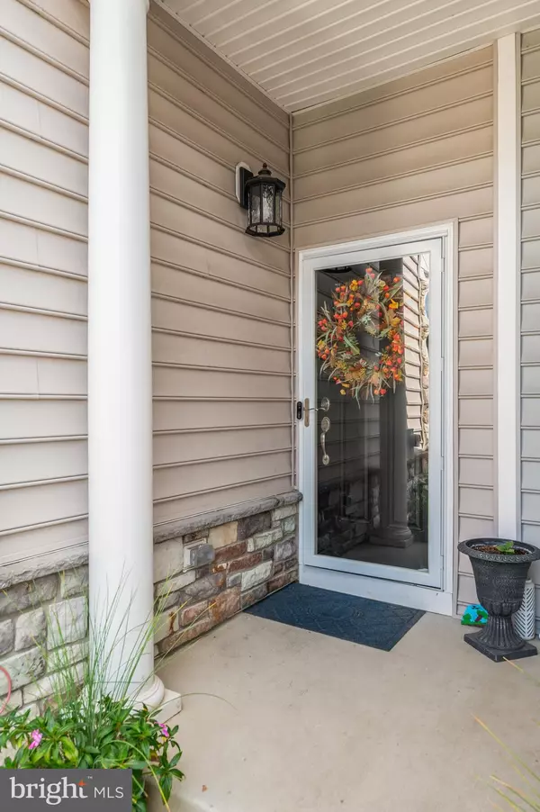 Newtown Square, PA 19073,505 TROTTERS CT #13