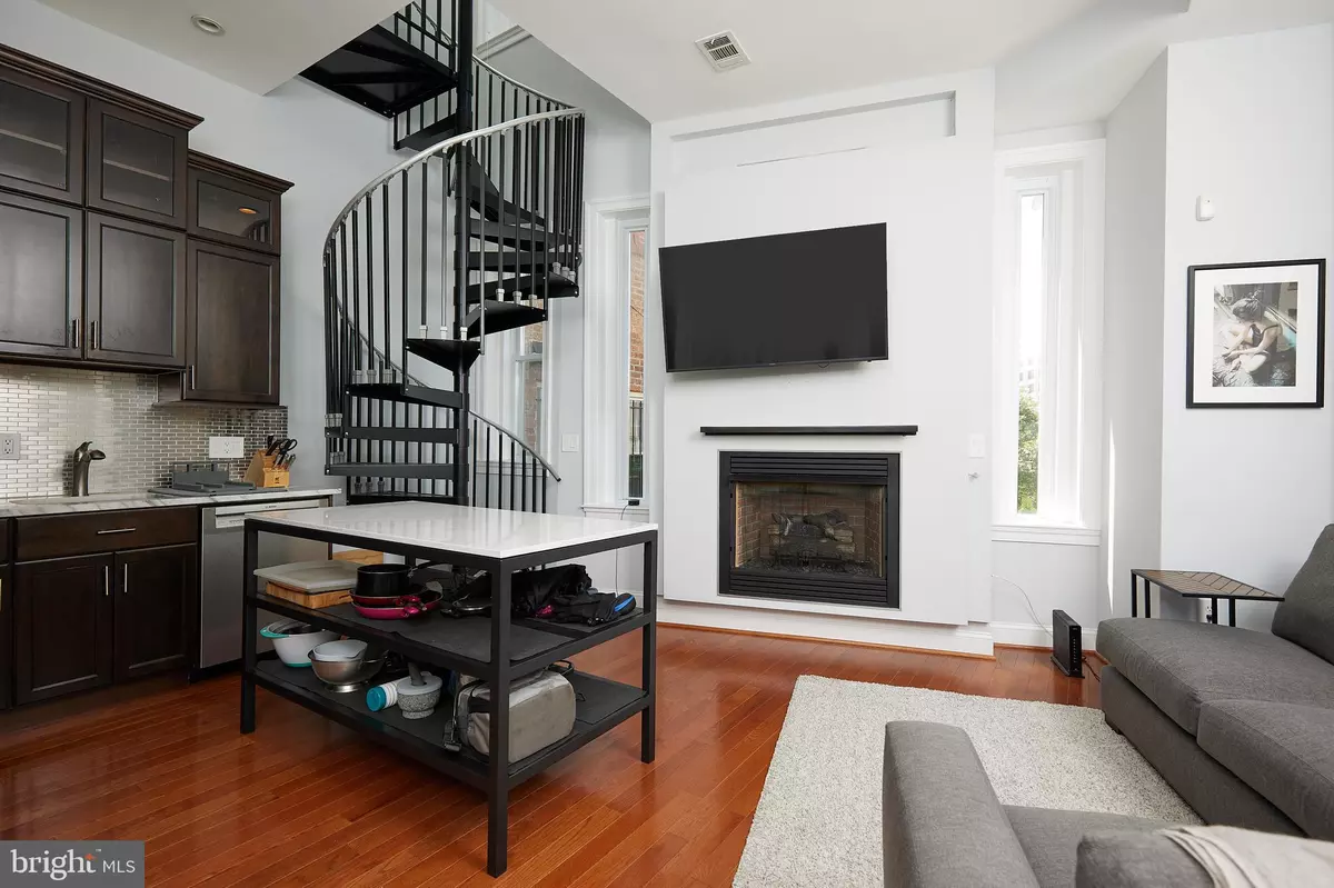 Washington, DC 20009,2019 19TH ST NW #3