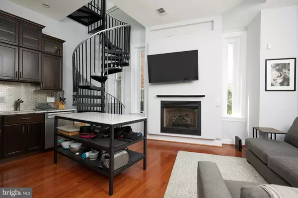 2019 19TH ST NW #3, Washington, DC 20009