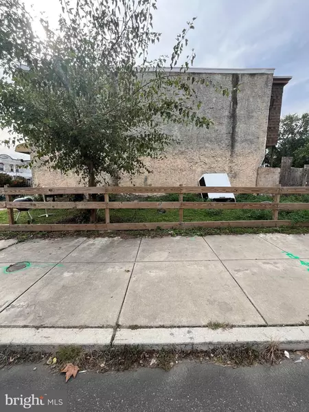 5423 W THOMPSON ST, Philadelphia, PA 19131