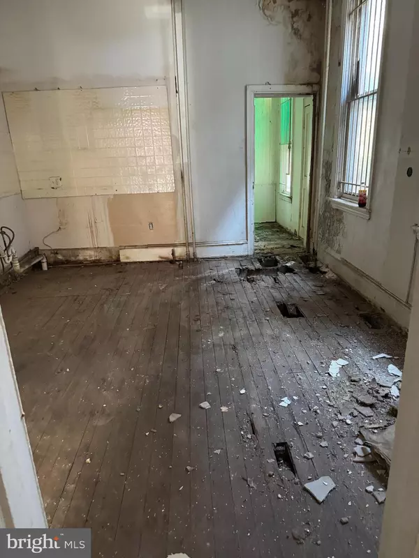 Philadelphia, PA 19134,3152 EMERALD ST