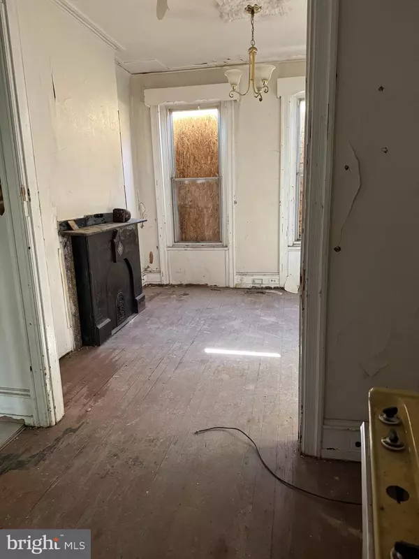 Philadelphia, PA 19134,3152 EMERALD ST