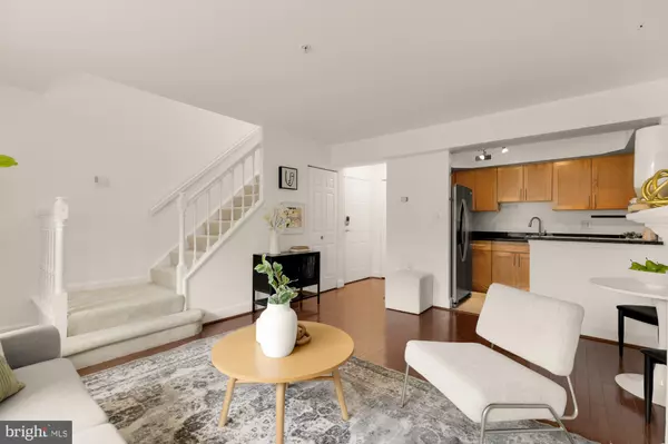 Washington, DC 20016,3601 38TH ST NW #303