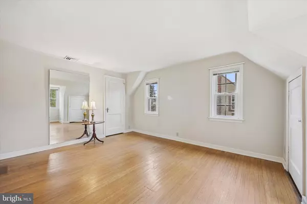 Oreland, PA 19075,300 LORRAINE AVE