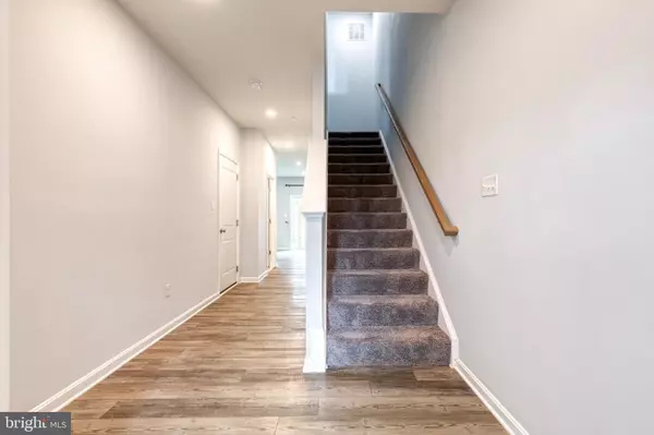 Odenton, MD 21113,2261 KELSTON PL