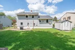 Wilmington, DE 19805,1424 OAK HILL DR