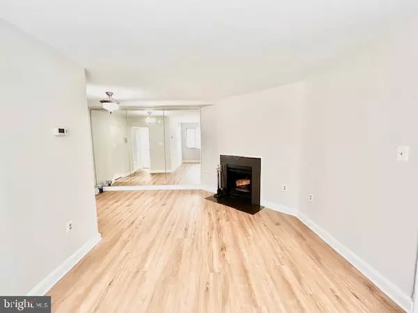 Washington, DC 20007,3819 DAVIS PL NW #1