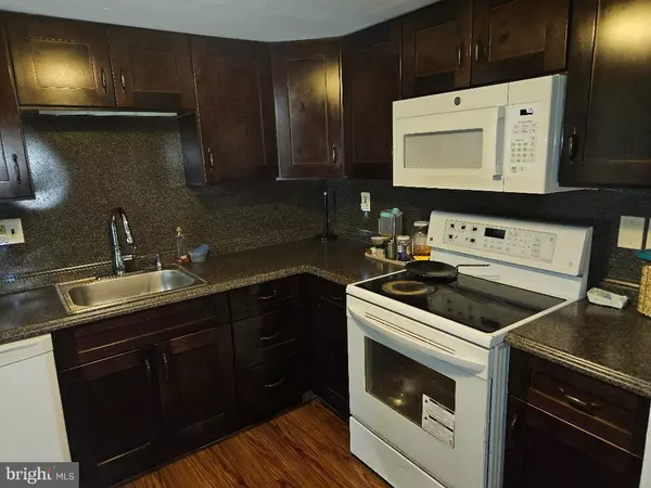 Norristown, PA 19403,2016 BAYLESS PL #CONDO Q-4