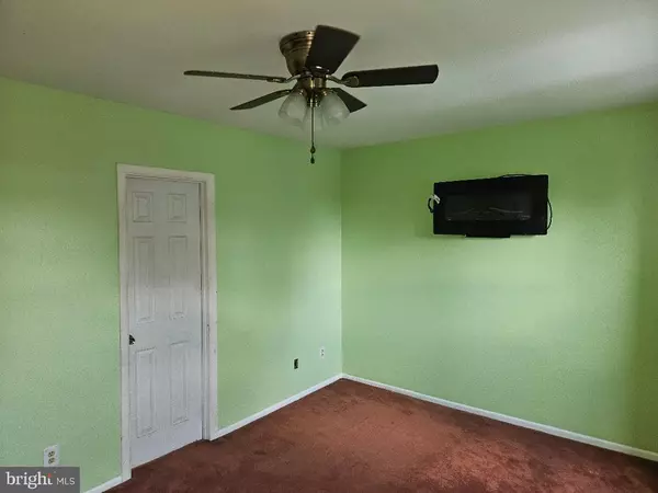 Norristown, PA 19403,2016 BAYLESS PL #CONDO Q-4