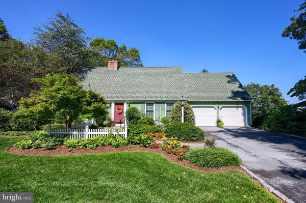 157 MAPLE DR, New Holland, PA 17557