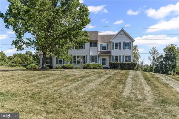 330 MARTINGALE CIR, Coatesville, PA 19320