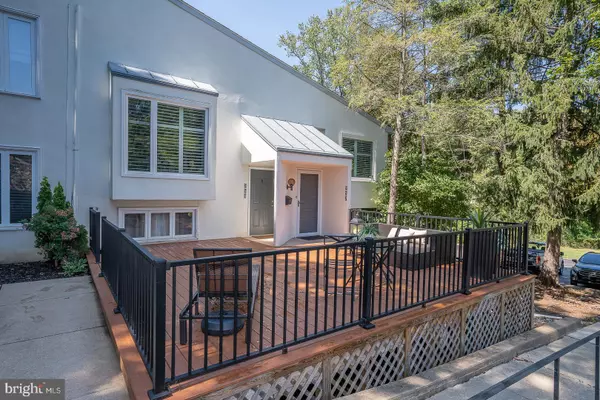 Newtown Square, PA 19073,257 W CHELSEA CIR