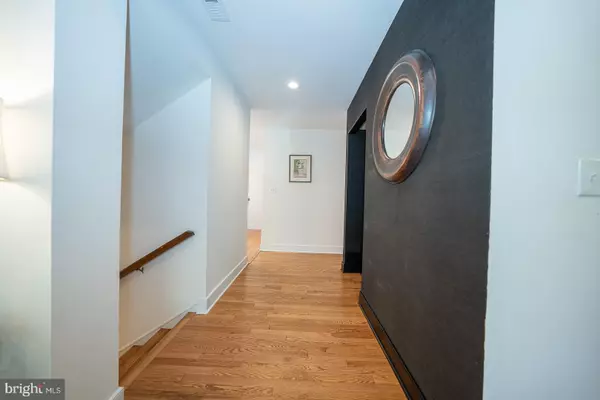 Newtown Square, PA 19073,257 W CHELSEA CIR