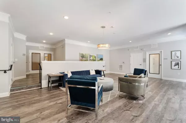 Ashburn, VA 20148,23631 HAVELOCK WALK TER #220