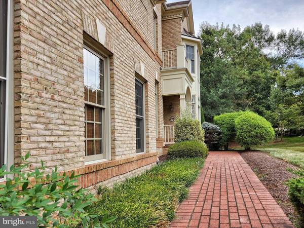 Fairfax, VA 22033,12748 LADY SOMERSET LN