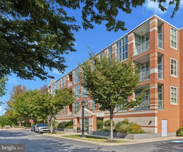 125 IRON WORKS WAY, Wayne, PA 19087