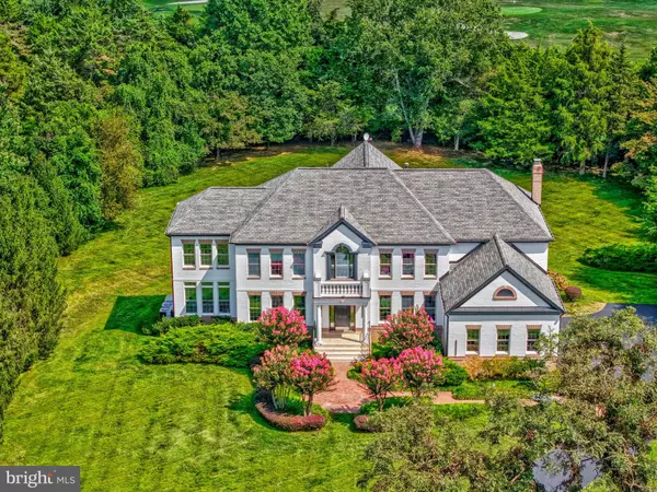 Great Falls, VA 22066,401 WALKER RD