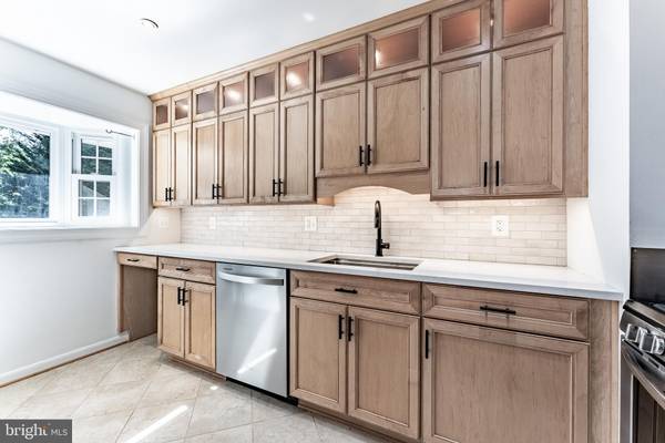 Annandale, VA 22003,5003 TERRELL ST