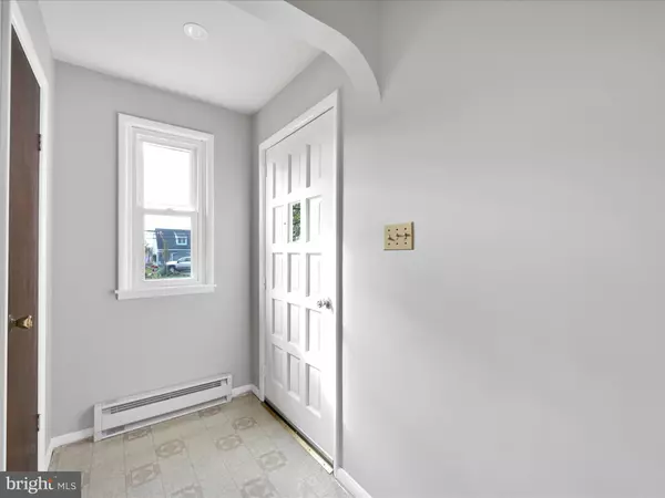 Lancaster, PA 17602,1721 WINDY HILL RD