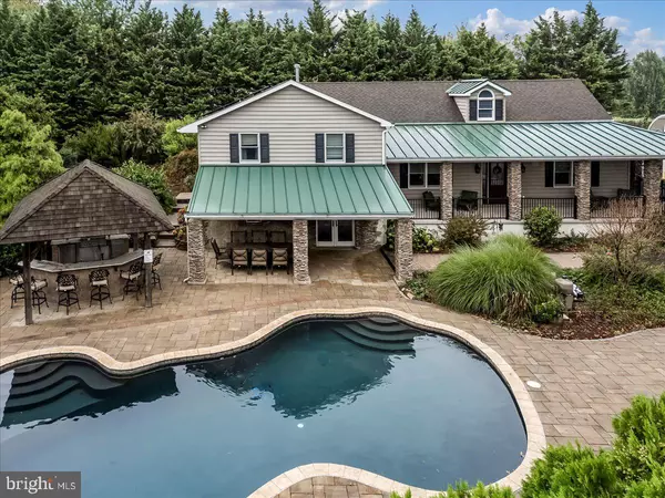 756 EWING RD, Cochranville, PA 19330