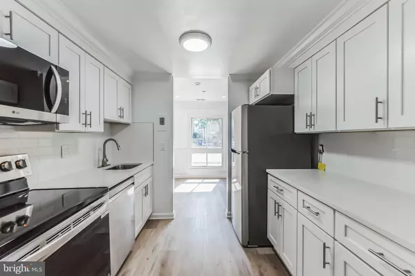 Herndon, VA 20170,630 CLEARWATER CT