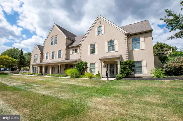 302 HYDE PARK, Doylestown, PA 18902
