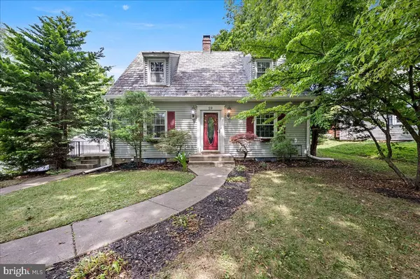 59 W MACADA RD, Bethlehem, PA 18017