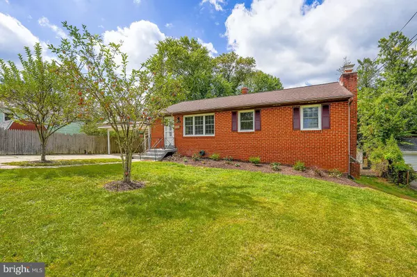 Lanham, MD 20706,6702 LONGRIDGE DR