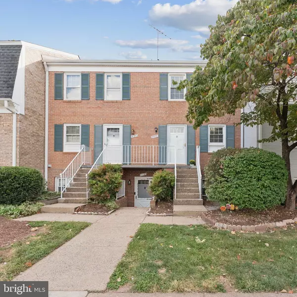 Centreville, VA 20121,14459 GOLDEN OAK RD