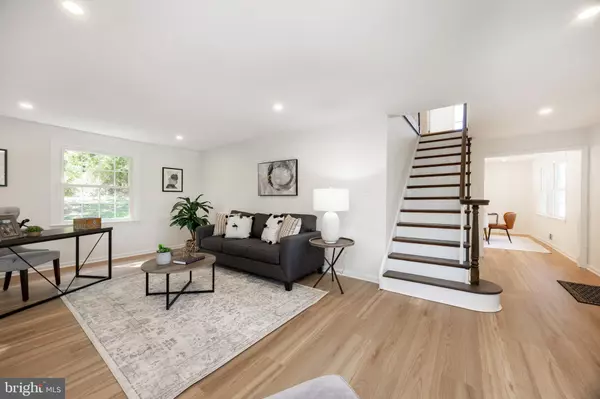 Phoenixville, PA 19460,128 FORGE HILL LN