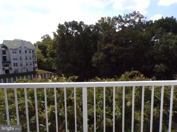 Alexandria, VA 22310,6015 TERRAPIN PL #302