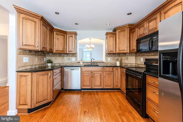 Centreville, VA 20121,6309 TREVILIAN PL