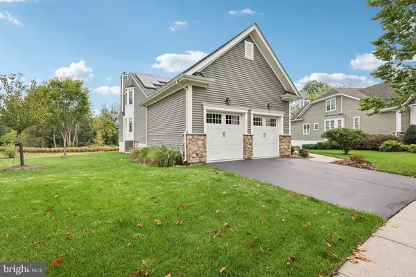 Skillman, NJ 08558,28 BEDFORD DR