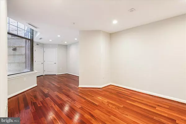 Arlington, VA 22201,1021 N GARFIELD ST #117