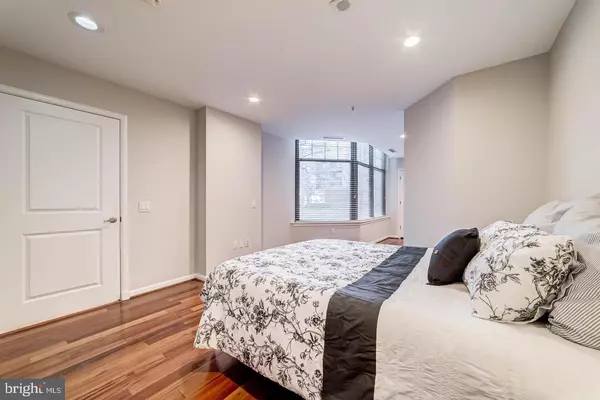 Arlington, VA 22201,1021 N GARFIELD ST #117