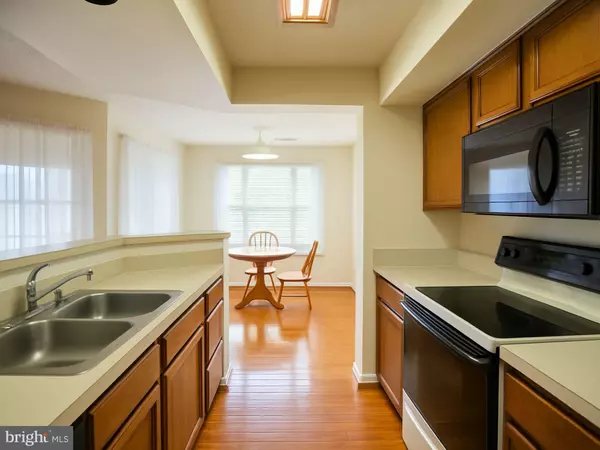 Bel Air, MD 21015,202 BURKWOOD CT #202-1L