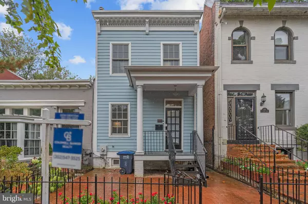 Washington, DC 20002,709 E ST NE