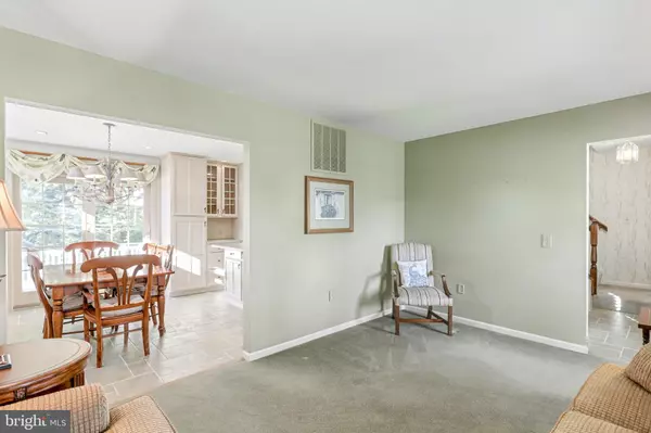 Harrisburg, PA 17111,6414 TAUNTON RD