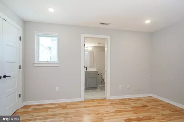 Philadelphia, PA 19130,1710 CAMBRIDGE ST #6